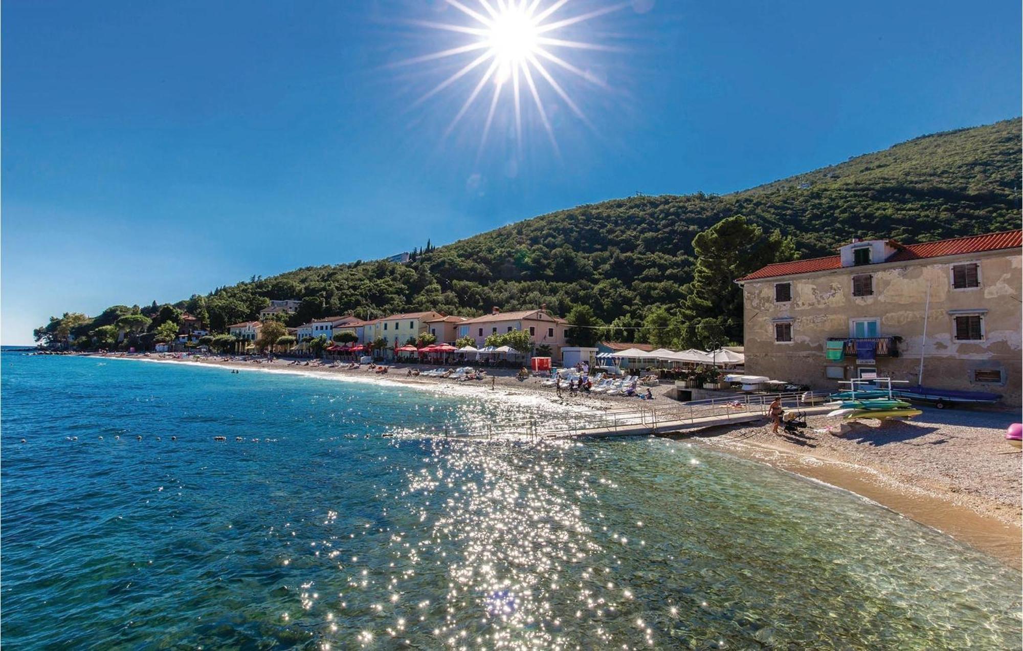 Stunning Apartment In Mošćenička Draga Exterior foto
