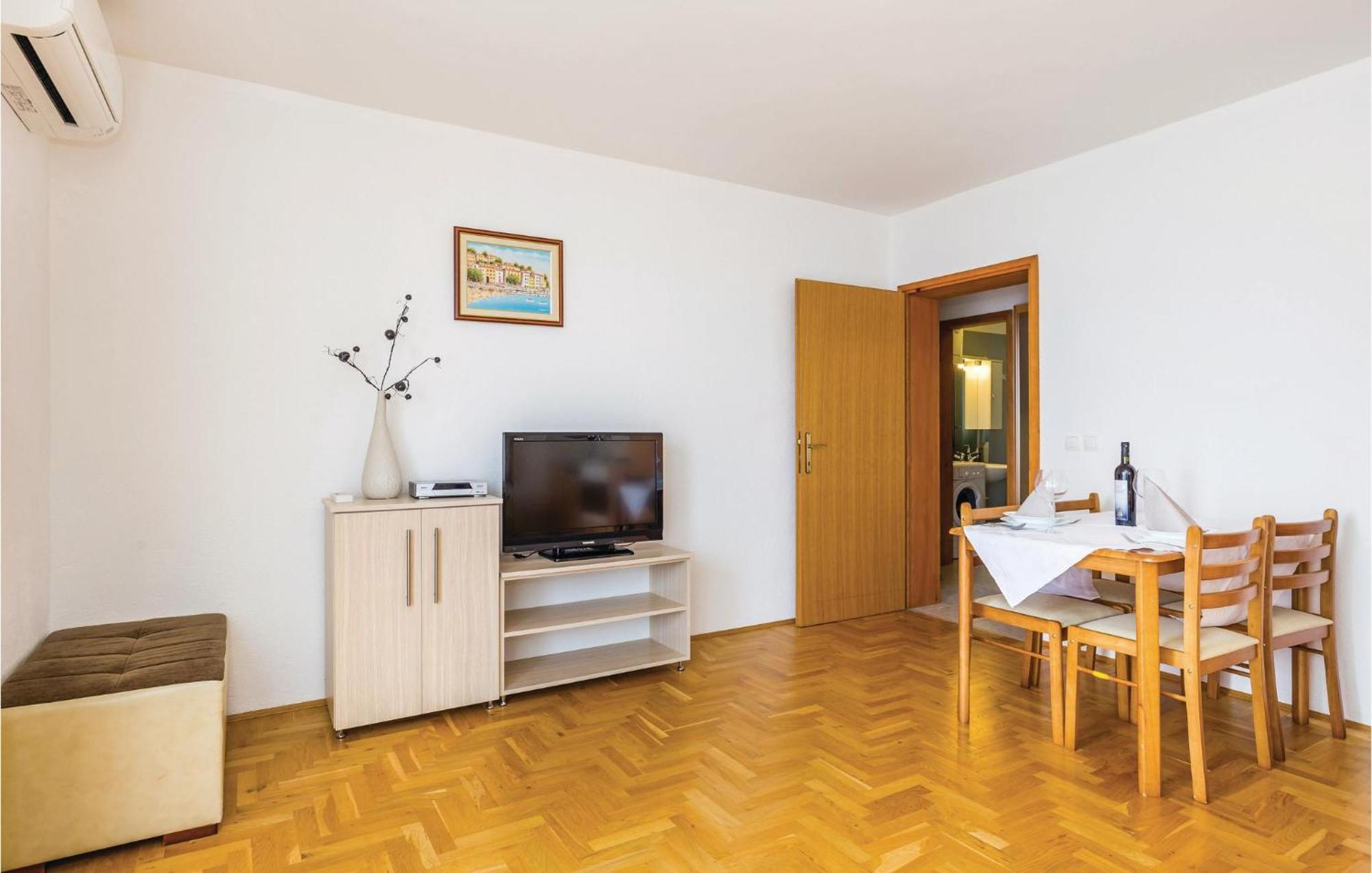 Stunning Apartment In Mošćenička Draga Exterior foto
