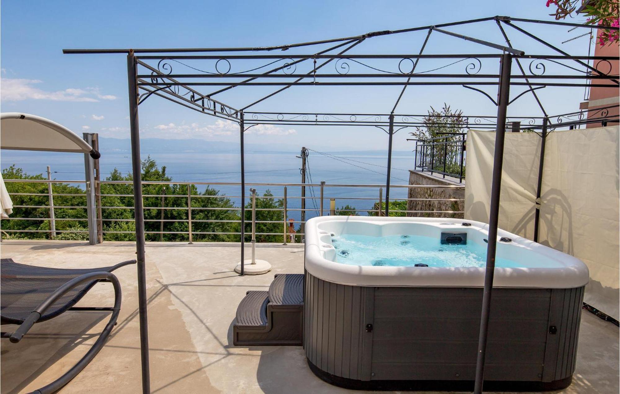 Stunning Apartment In Mošćenička Draga Exterior foto